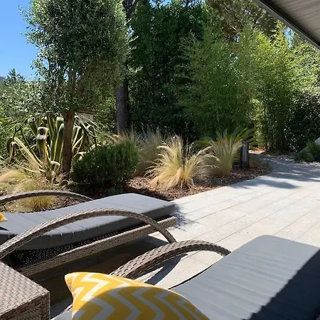 Bord De - 2 A 4 Pers. Apartment Cuges-les-Pins